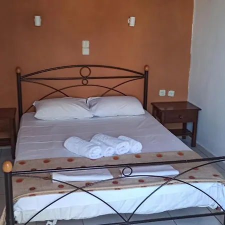 Manos Apartmán *