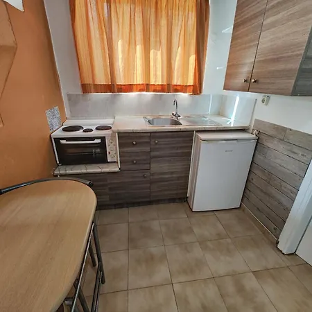 Manos Apartamento *